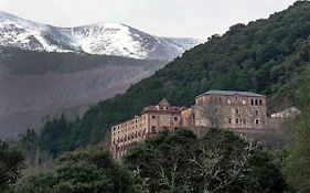 MONASTERIO de SANTA MARÍA DE VALVANERA